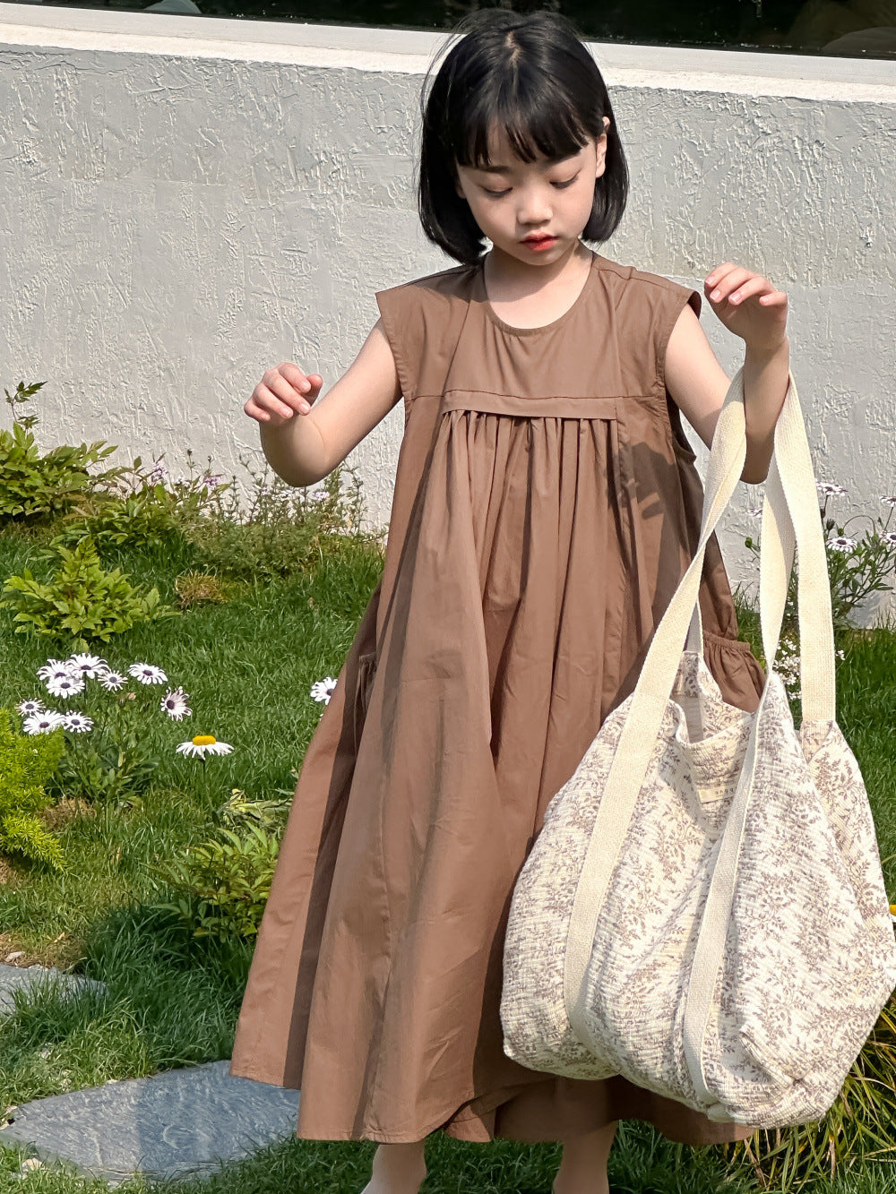 【D4040925】夏季款 兒童洋裝 素色大口袋吊帶裙 兒童休閒中長款寬鬆連身裙-2色