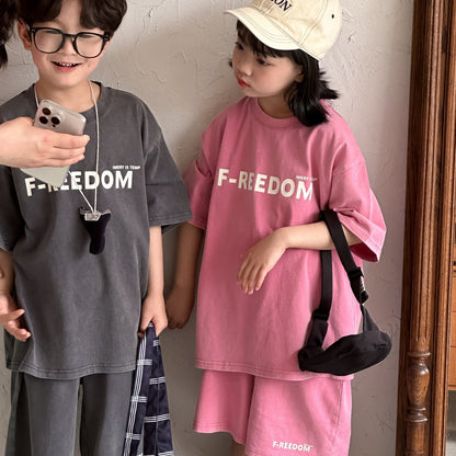 【D4040917】夏季款 兒童套裝 圓領字母休閒兩件套 兒童短袖短褲兩件套-2色