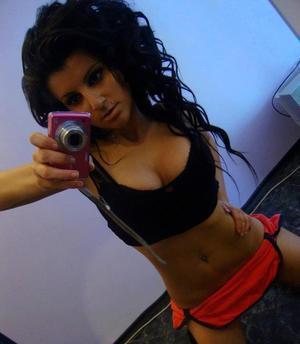 Lene, 33