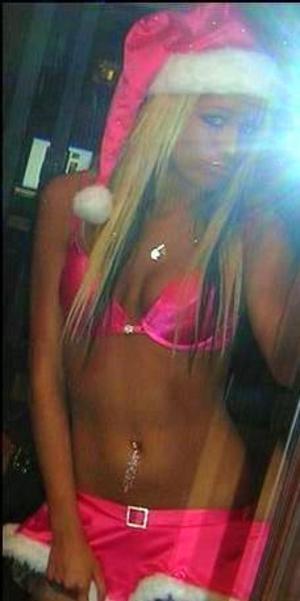 Maja, 26