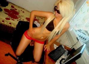 Mathilde, 23