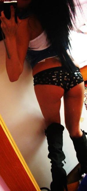 Ida, 25