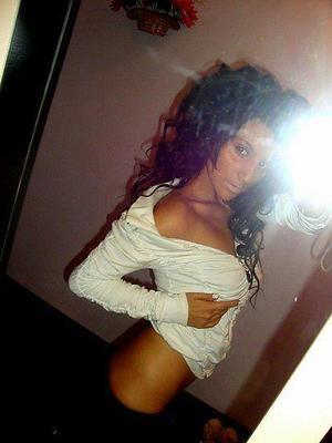 Leah, 35