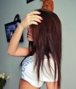 Emilie, 24