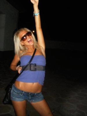 Leah, 39