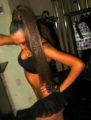 Anine, 49