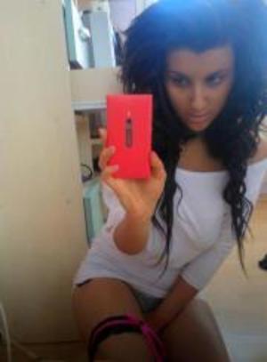 Astrid, 39